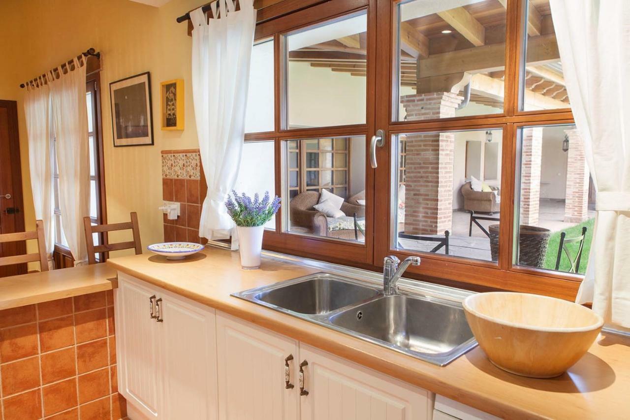 Casa Roble Guest House Almenara de Tormes Luaran gambar